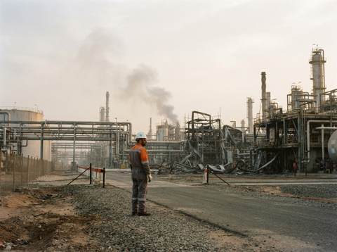 Saudi Aramco shuts refinery after Houthi strike